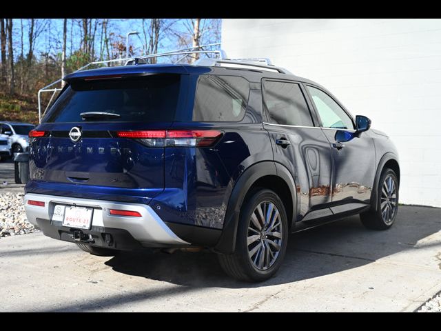 2023 Nissan Pathfinder SL