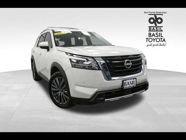 2023 Nissan Pathfinder SL