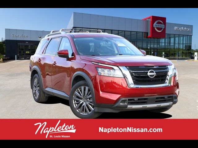 2023 Nissan Pathfinder SL