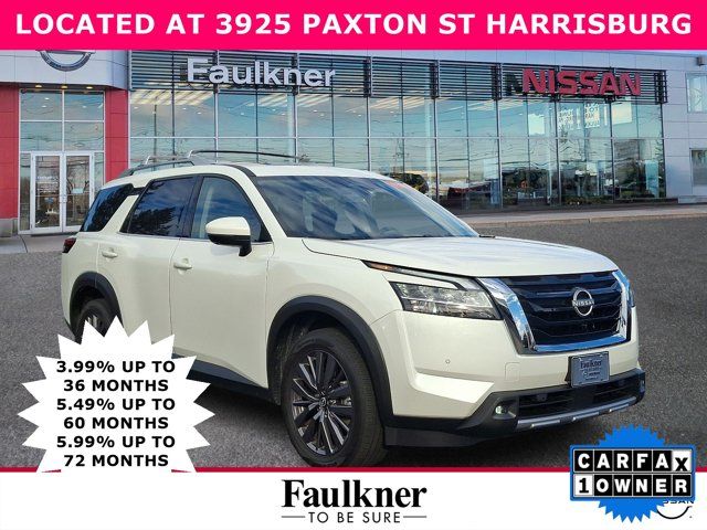 2023 Nissan Pathfinder SL