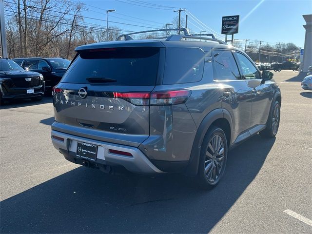 2023 Nissan Pathfinder SL