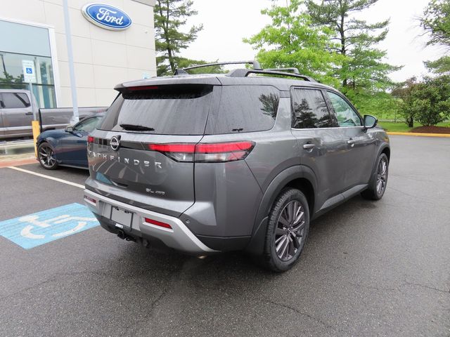 2023 Nissan Pathfinder SL