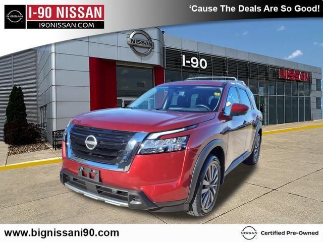 2023 Nissan Pathfinder SL