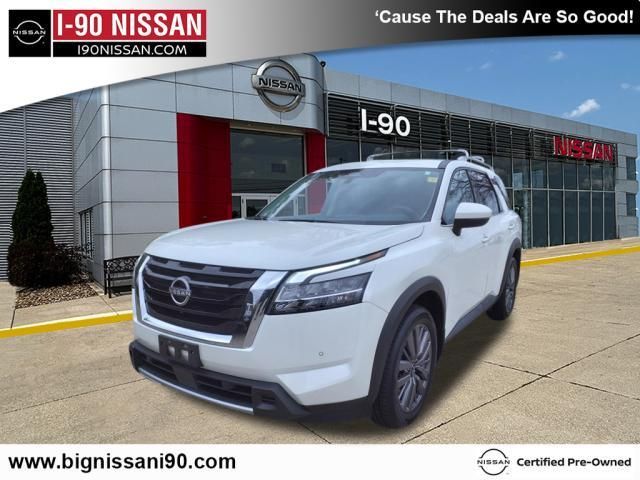 2023 Nissan Pathfinder SL