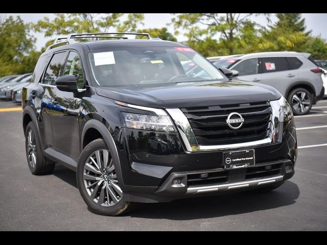 2023 Nissan Pathfinder SL