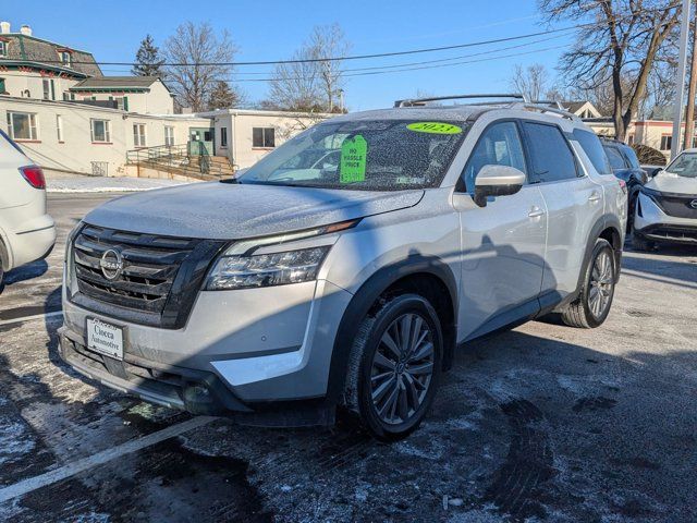 2023 Nissan Pathfinder SL