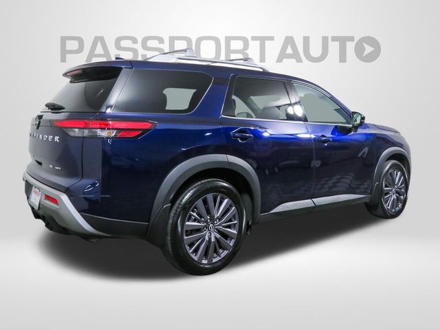 2023 Nissan Pathfinder SL