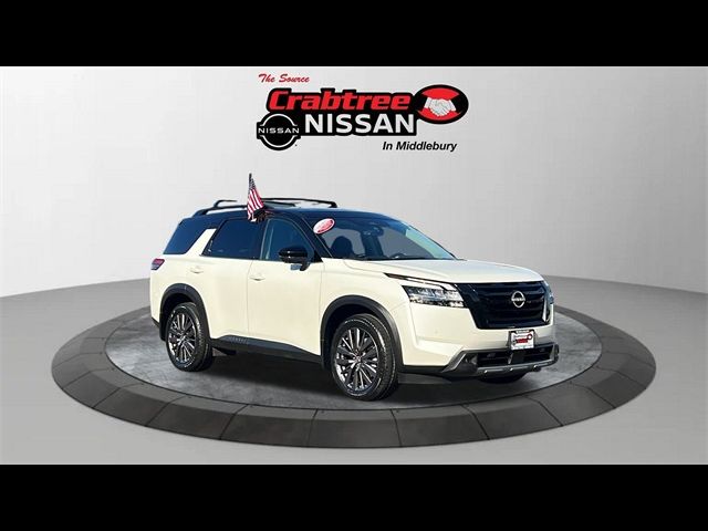 2023 Nissan Pathfinder SL