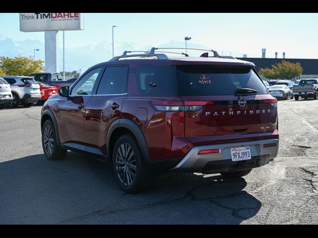 2023 Nissan Pathfinder SL