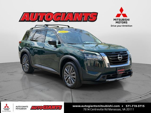 2023 Nissan Pathfinder SL