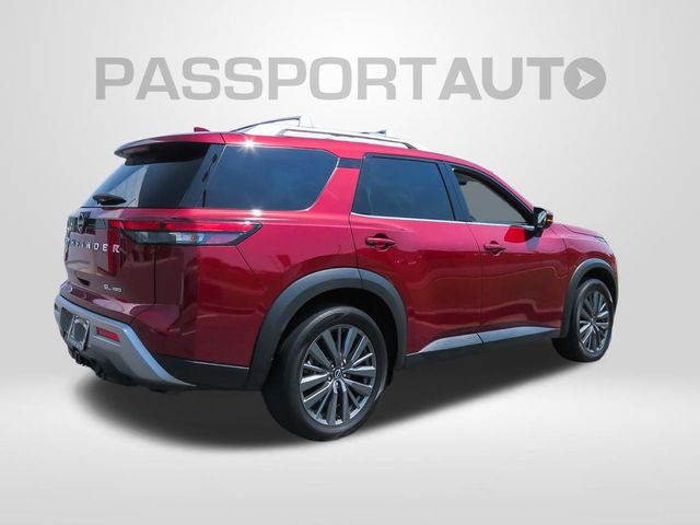 2023 Nissan Pathfinder SL