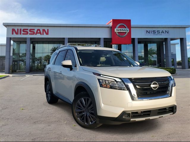 2023 Nissan Pathfinder SL