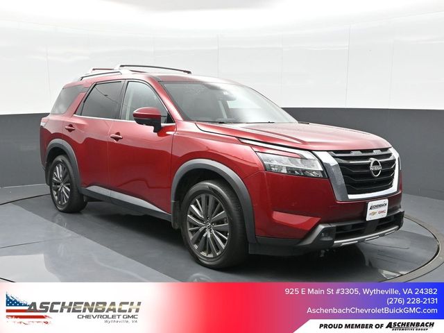 2023 Nissan Pathfinder SL