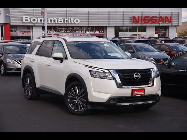 2023 Nissan Pathfinder SL