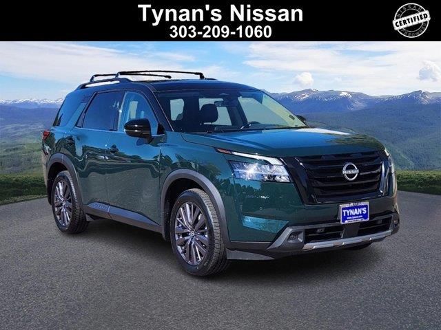 2023 Nissan Pathfinder SL