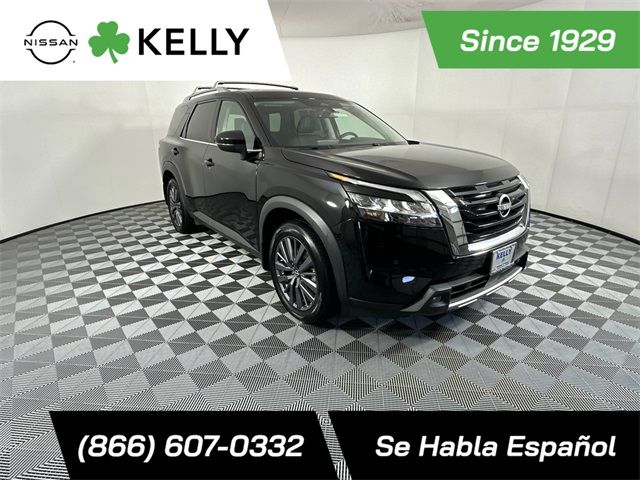 2023 Nissan Pathfinder SL