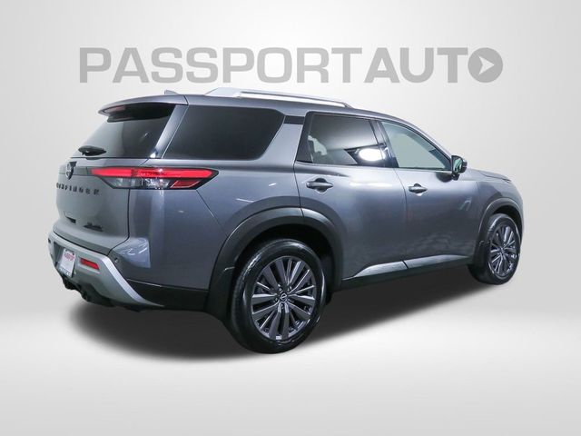 2023 Nissan Pathfinder SL