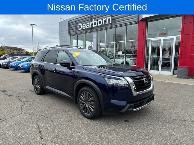 2023 Nissan Pathfinder SL