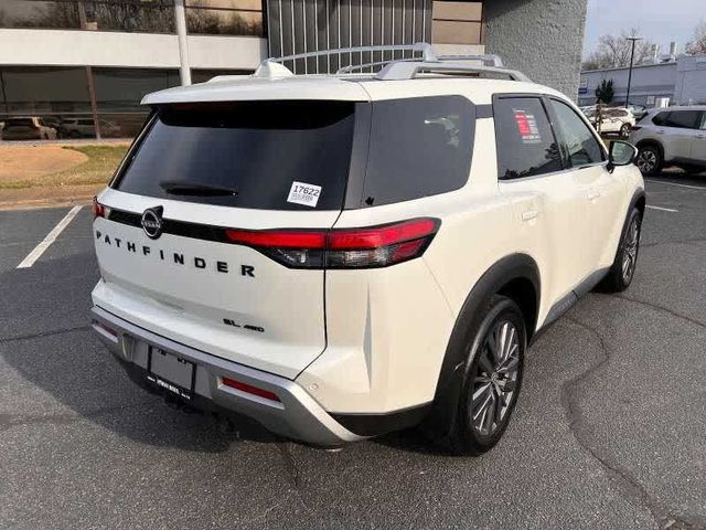 2023 Nissan Pathfinder SL