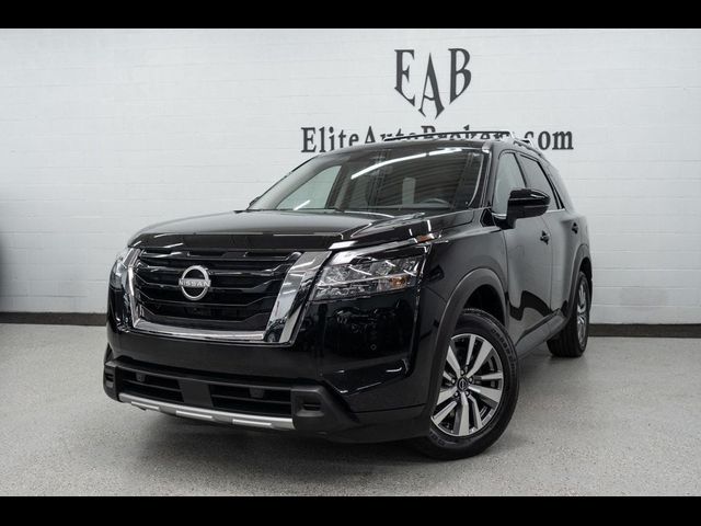 2023 Nissan Pathfinder SL