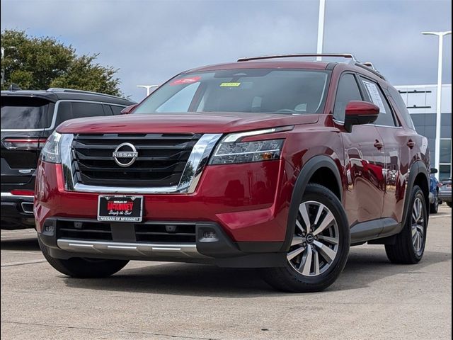 2023 Nissan Pathfinder SL