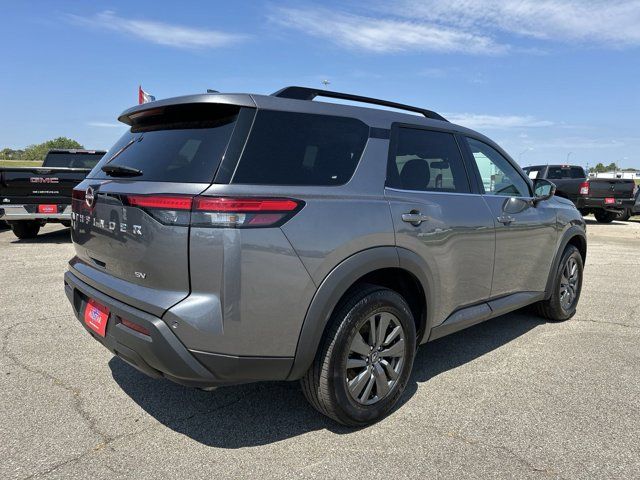 2023 Nissan Pathfinder SV