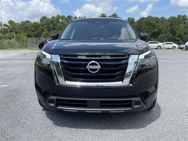 2023 Nissan Pathfinder SV