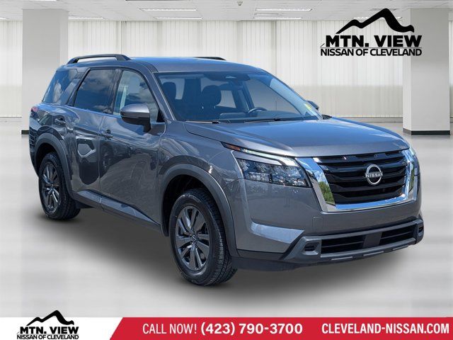 2023 Nissan Pathfinder SV