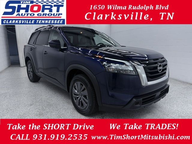 2023 Nissan Pathfinder SV