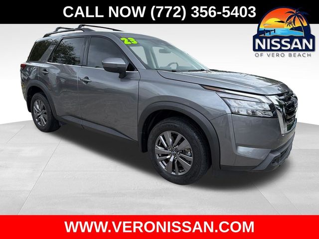 2023 Nissan Pathfinder SV