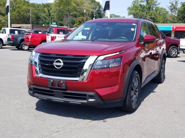 2023 Nissan Pathfinder SV