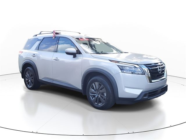 2023 Nissan Pathfinder SV