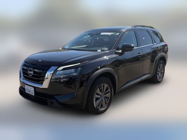 2023 Nissan Pathfinder SV