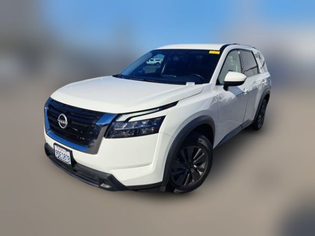 2023 Nissan Pathfinder SV