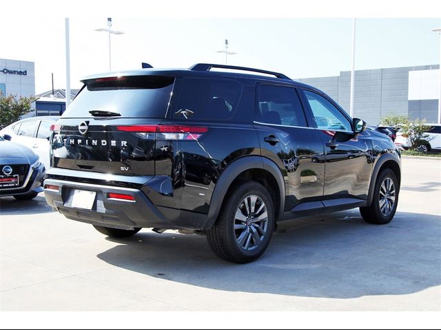 2023 Nissan Pathfinder SV