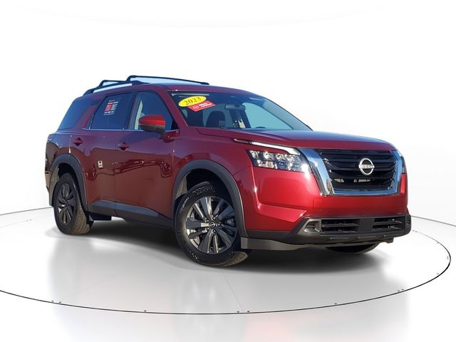 2023 Nissan Pathfinder SV