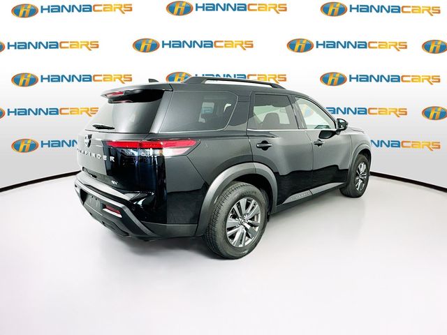 2023 Nissan Pathfinder SV