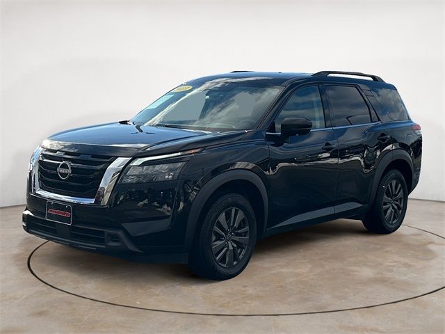 2023 Nissan Pathfinder SV