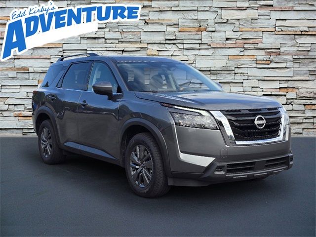 2023 Nissan Pathfinder SV