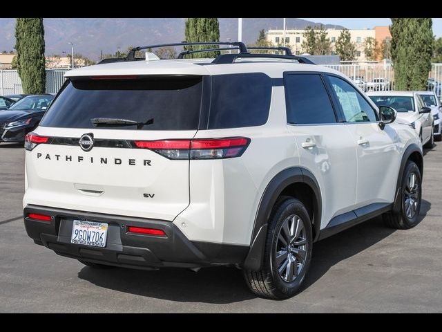 2023 Nissan Pathfinder SV