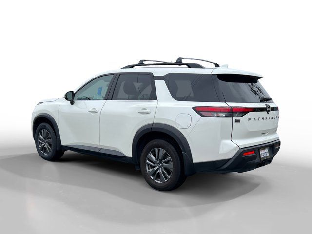 2023 Nissan Pathfinder SV