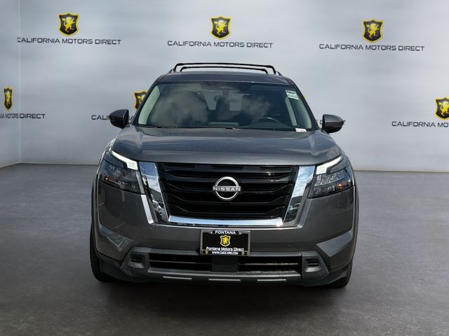 2023 Nissan Pathfinder SV