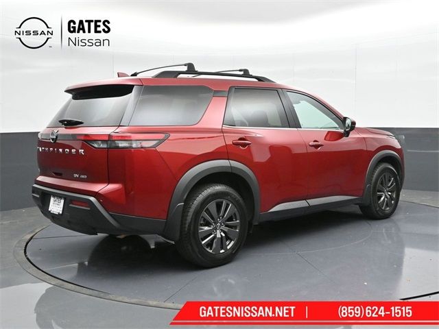 2023 Nissan Pathfinder SV