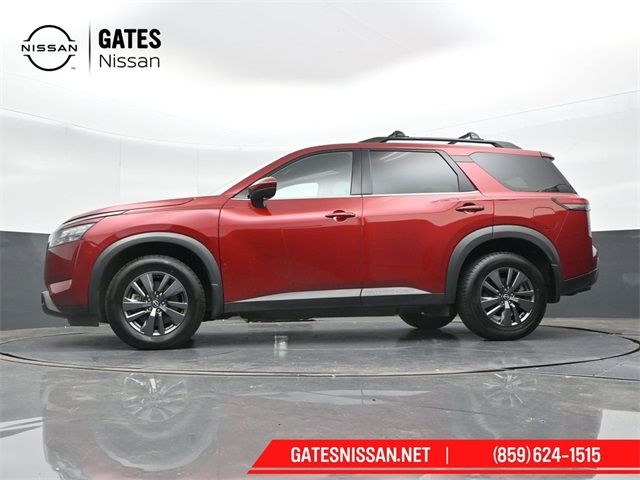 2023 Nissan Pathfinder SV