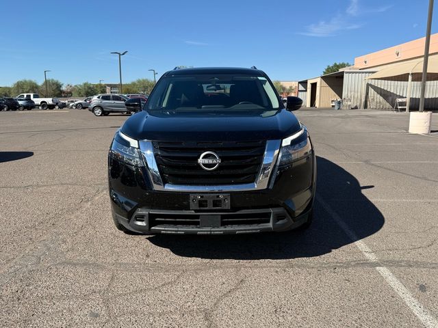 2023 Nissan Pathfinder SV