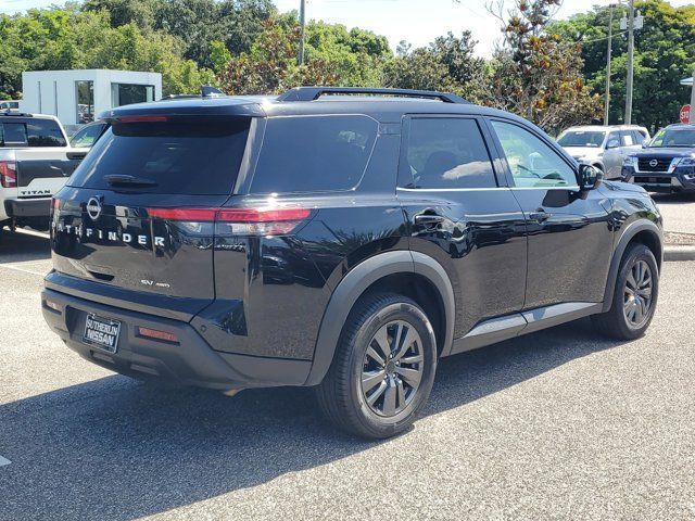 2023 Nissan Pathfinder SV