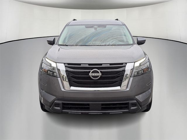 2023 Nissan Pathfinder SV