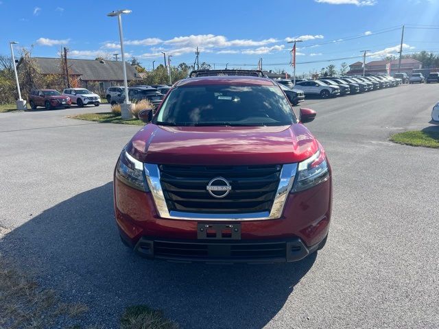 2023 Nissan Pathfinder SV