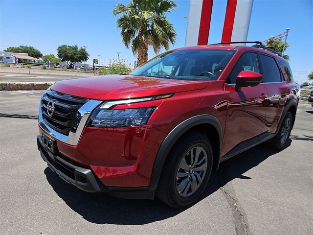 2023 Nissan Pathfinder SV