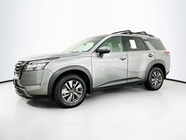 2023 Nissan Pathfinder SV